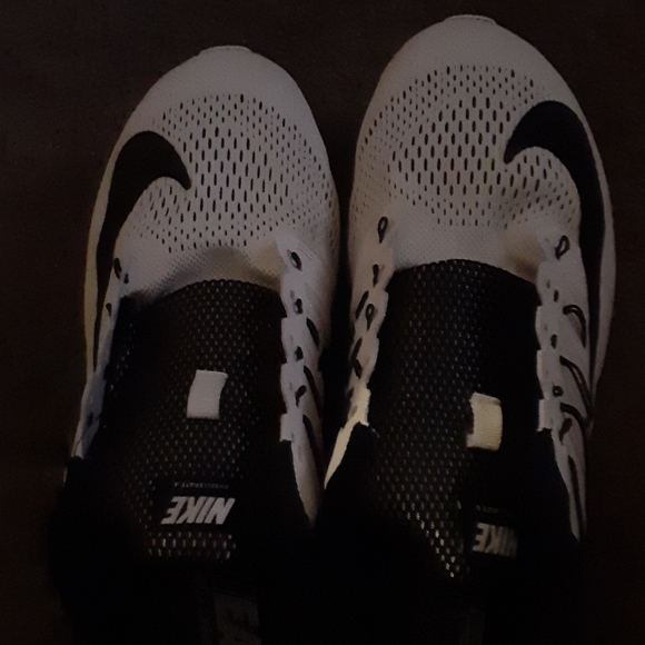 Men's shoes - Picture 2 of 3